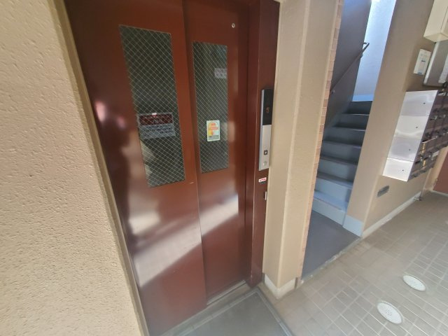 リベルテ岩槻のその他共用部分|エレベーター付