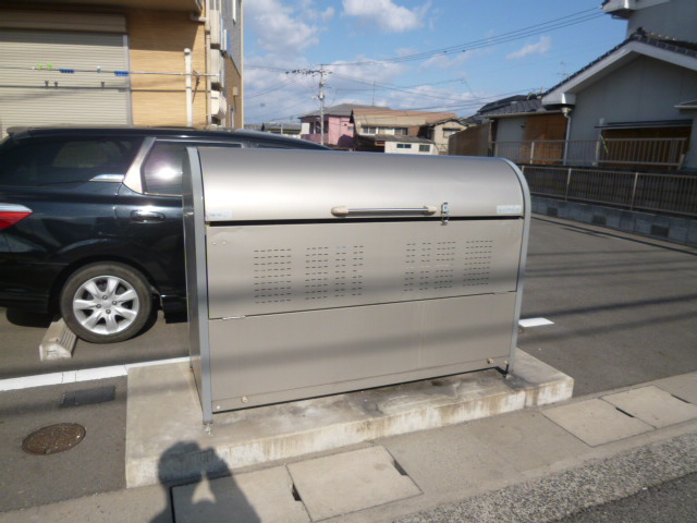 倉敷市日吉町のアパートのその他共用部分|敷地内専用ゴミステーション