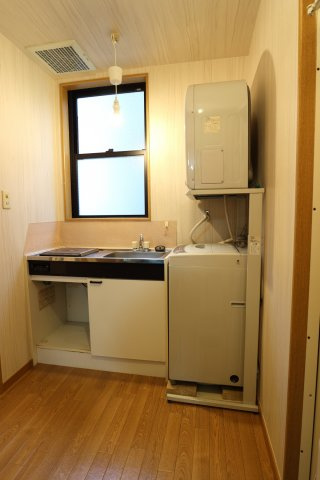 【キッチン】 | 松屋北野坂ビル