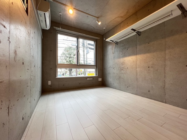 【寝室】 | レオリオ