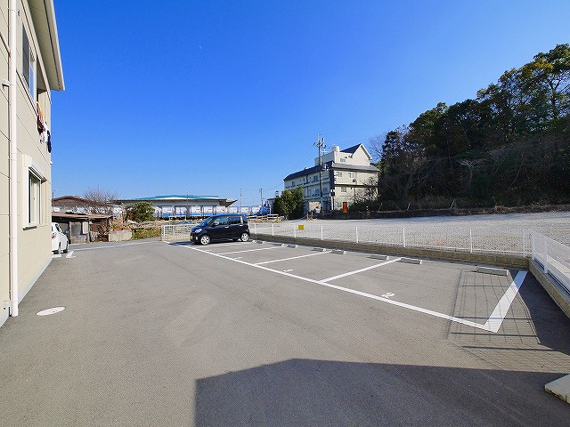 グリーンヒル宝の駐車場|駐車場完備です