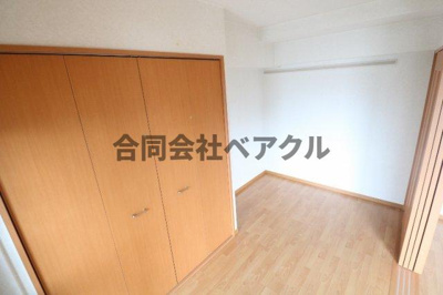 【洋室】 | VILLA MARY五条