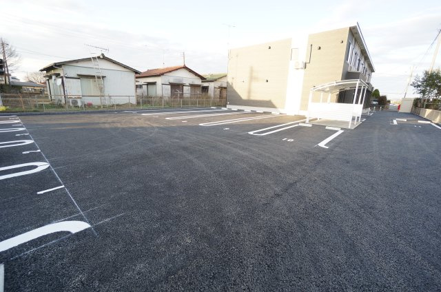 ヒメル.ハイムの駐車場