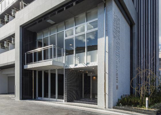 エステムコート梅田天神橋Ⅲアヴァンテのエントランス