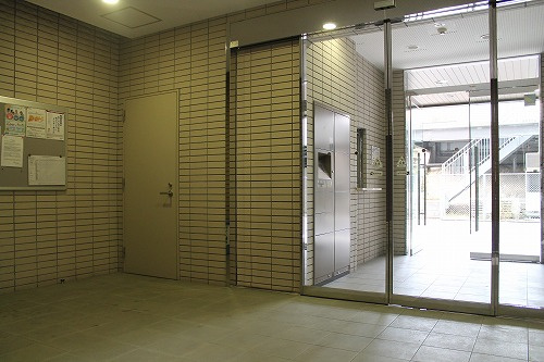 【エントランス】スカイコート博多駅前Ⅰ 