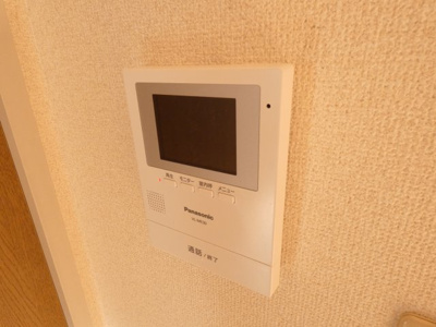 【セキュリティ】 | オリンピアB | 安心のモニターホン完備。