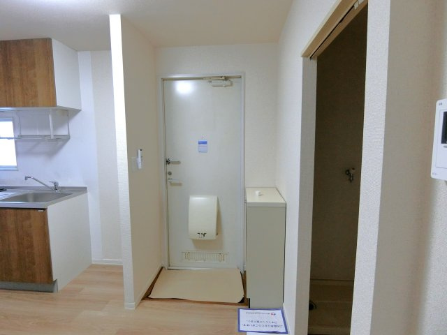 クレールハイツの玄関