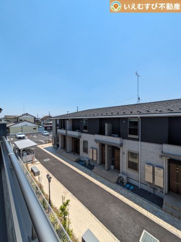 Livele Garden.S　西羽生駅の展望|高い建物が無く開放感のある展望
バルコニーからの展望も開けていて閑静な住宅地が望めます。日当りも良いですね♪