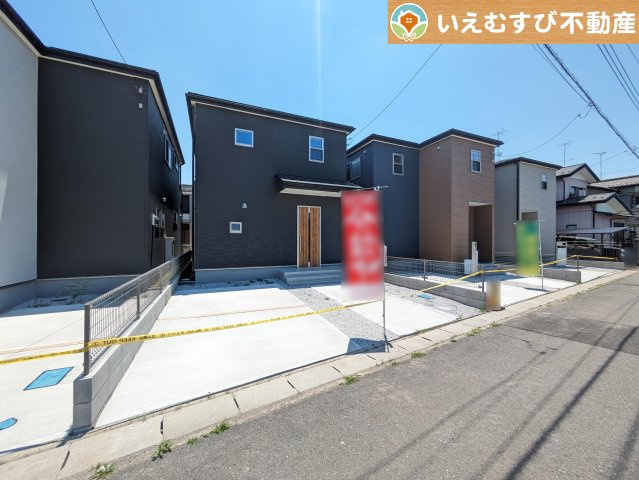 Livele Garden.S　西羽生駅の駐車場|駐車スペース完備
しっかり舗装してある駐車スペースで天気が悪く足元が悪い日でも乗り降りしやすい♪