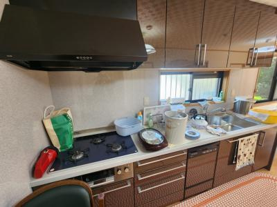 ガーデンヒル鳴滝のキッチン|3口ガスシステムキッチン