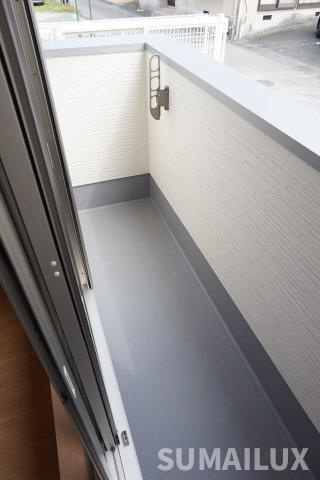 熊本市中央区本山４丁目のアパートのバルコニー