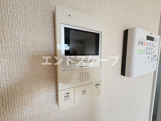 エメラルドグリーンのセキュリティ|高崎、前橋、伊勢崎エリアのお部屋探しはエンドスケープまで！お客様の理想お聞かせ下さい♪