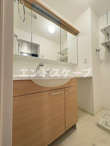 エメラルドグリーンの洗面所|高崎、前橋、伊勢崎エリアのお部屋探しはエンドスケープまで！お客様の理想お聞かせ下さい♪