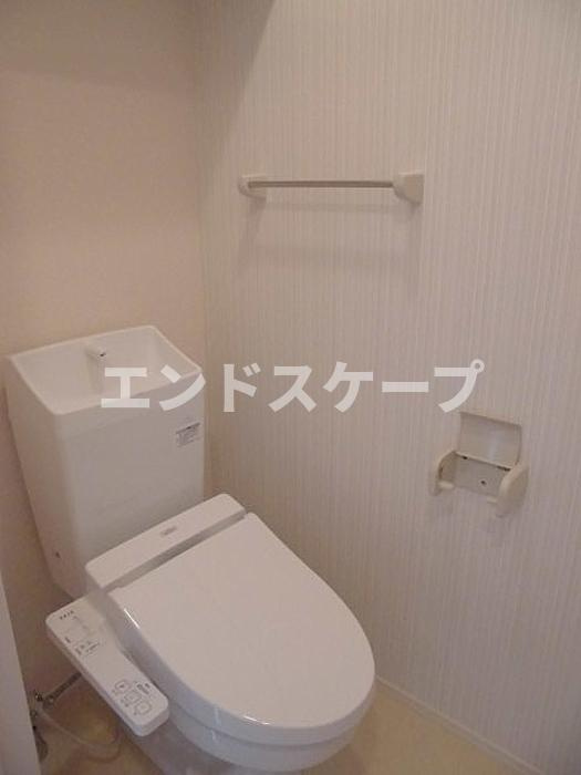 エメラルドグリーンのトイレ|高崎、前橋、伊勢崎エリアのお部屋探しはエンドスケープまで！お客様の理想お聞かせ下さい♪