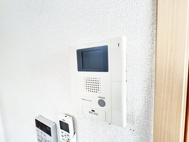 メゾンSⅢのセキュリティ|※別部屋参考写真