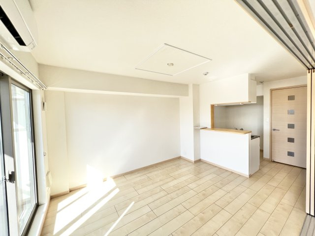 メゾンSⅢの居間・リビング|※別部屋参考写真