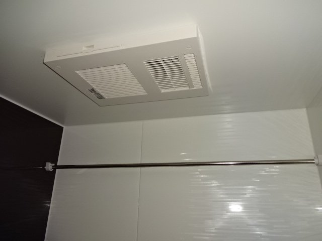 アーヴォリの設備|浴室換気乾燥機
