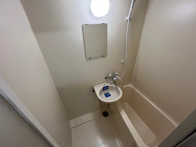 　プレアール寝屋川高柳の浴室