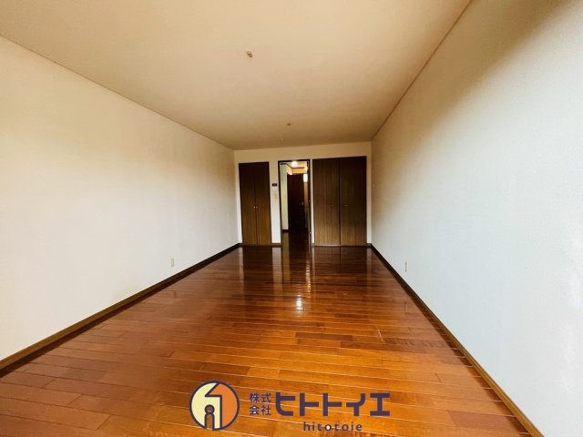 シティコーポ八女の洋室