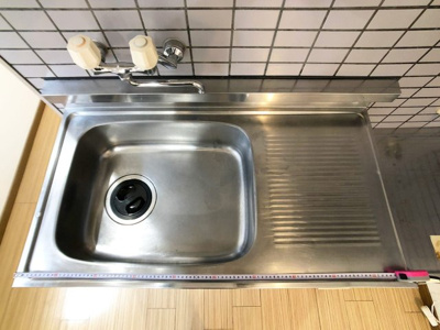 【キッチン】 | マリンズ別府 | 別号室の写真になります。現況優先。