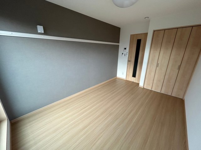 千葉市花見川区幕張本郷３丁目のアパートの居間・リビング