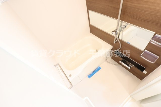 アリュールの浴室|大きな鏡のおしゃれなお風呂です！