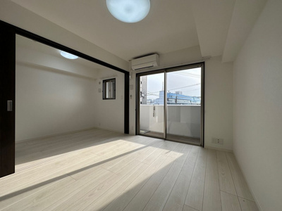 【バルコニー】 | VALENTIA天神東 | 別号室の写真になります。現況優先。
