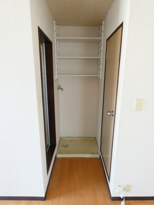 【内装】 | ベルハイム | 洗濯機置き場も付いております。