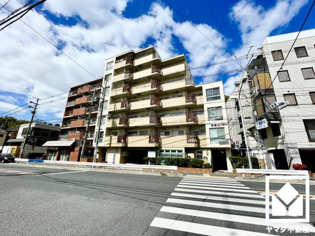 桃山セントラルハイツの外観