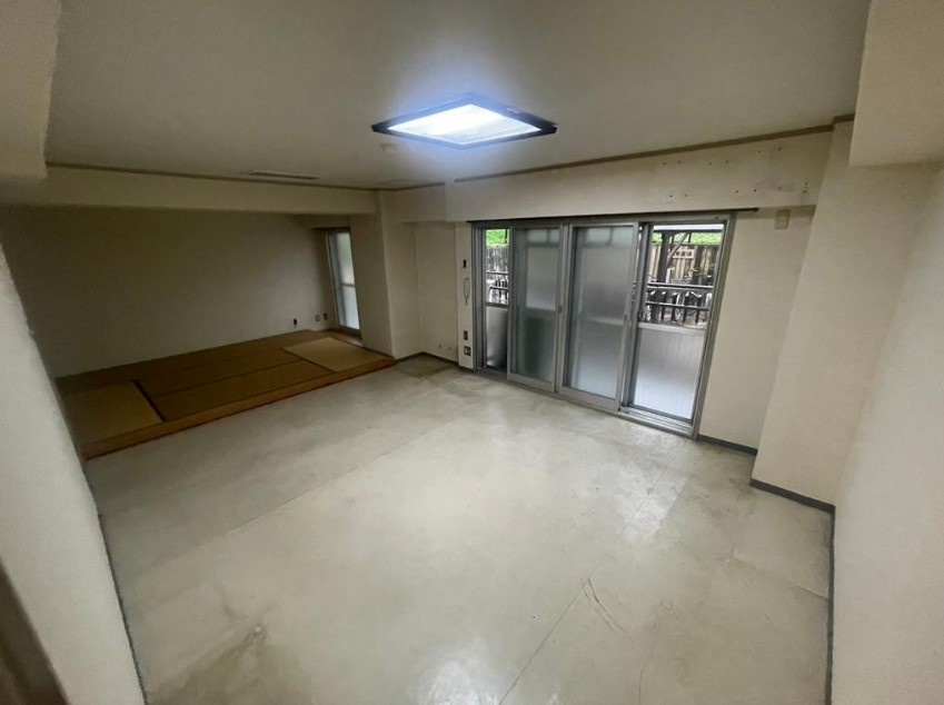 桃山セントラルハイツの居間・リビング