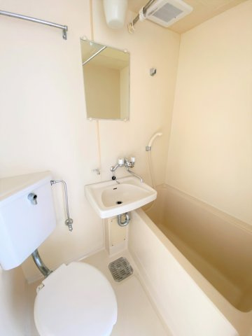 ハイツ若草Ⅱの浴室