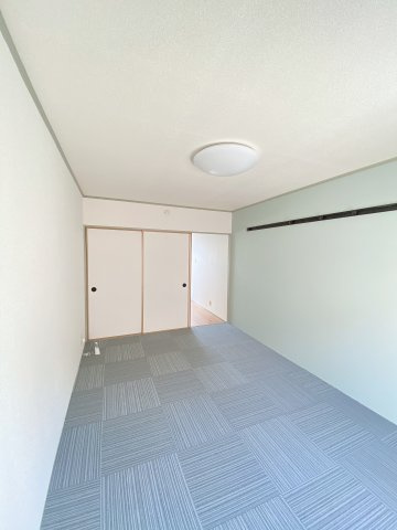 ハイツ若草Ⅱの洋室