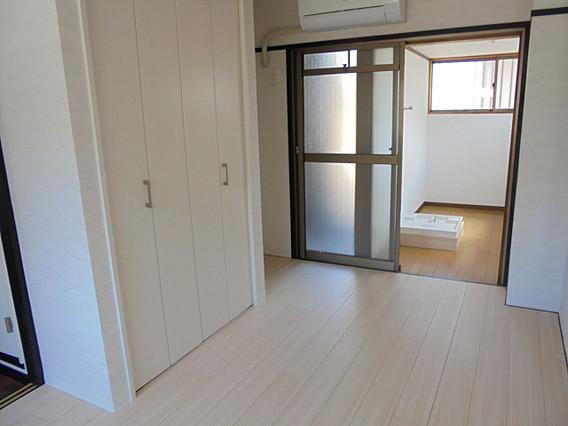 モンテカルロ本山の居間・リビング