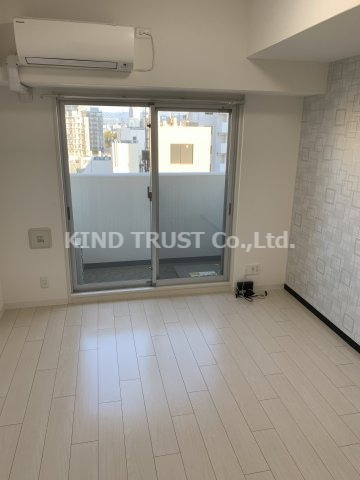 ビガーポリス224松ヶ枝町Ⅱの居間・リビング|ゆったりとした居間です