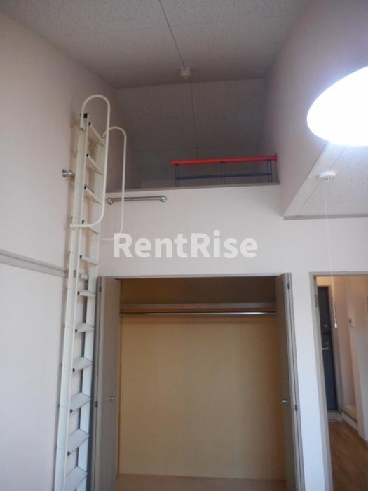 メゾンムジュー