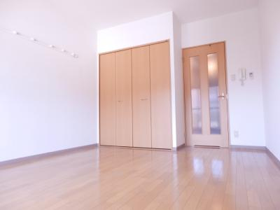 ラジョーネ四条の子供部屋|洋室
