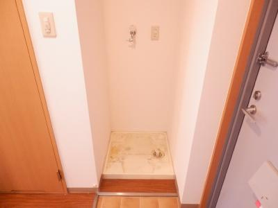 ラジョーネ四条の設備|室内洗濯機置き場