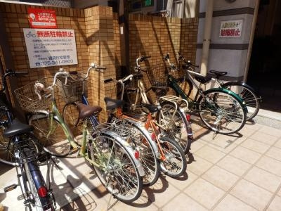 ラジョーネ四条の駐車場|駐輪場
