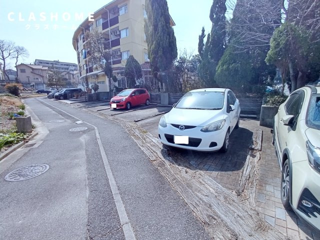 カーサヨサミ　　　刈谷市の賃貸ならクラスホーム刈谷店の駐車場