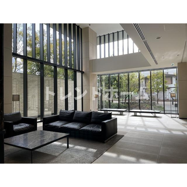 クラッシィタワー靱公園のエントランス|選べる家電プランあり！！