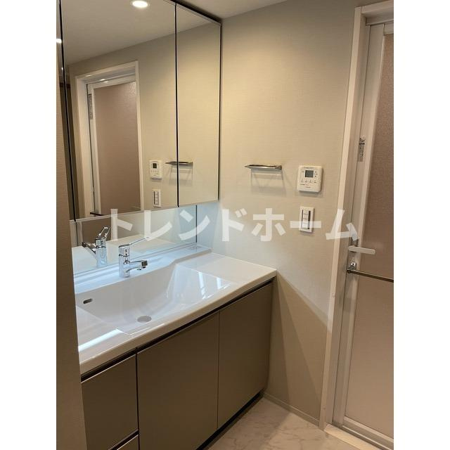 クラッシィタワー靱公園の独立洗面台|選べる家電プランあり！！