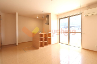 【居間・リビング】 | サンライズ御井 | ゆったりとしたリビングです