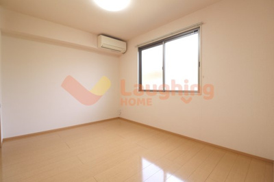 【洋室】 | サンライズ御井 | 広々とした洋室です