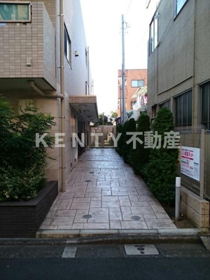 【エントランス】 | Ｆａｕｃｅｔ（フォーセット） | 清潔なエントランスです