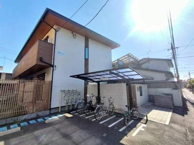 【外観】 | イーストタウンMTK | ★モニターオートロック★暖房便座★宅配BOX★ネット無料★