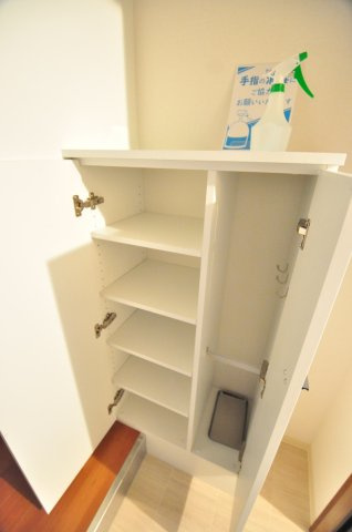 大阪市城東区野江２丁目の賃貸マンションの玄関