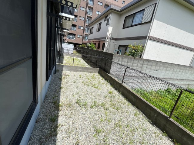フレグランス城南　Ｂ棟の庭