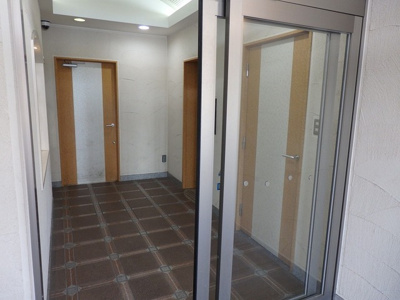 【エントランス】 | ランドハウスチクサステーション