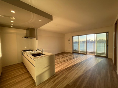 【居間・リビング】 | HARUMI FLAG SUN VILLAGE A棟