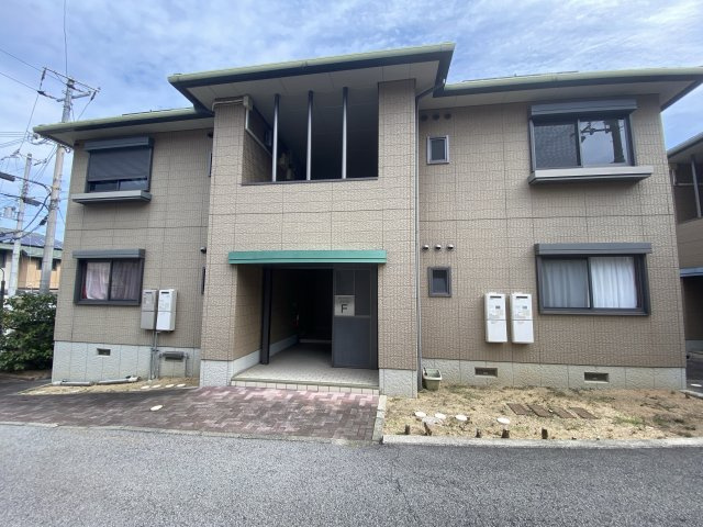 シャーメゾンさくら坂Fの外観